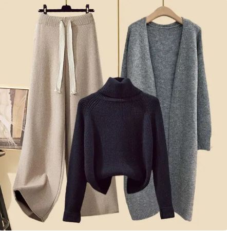 Dame Tredelte Sæt Med Rullekrave | Elegant