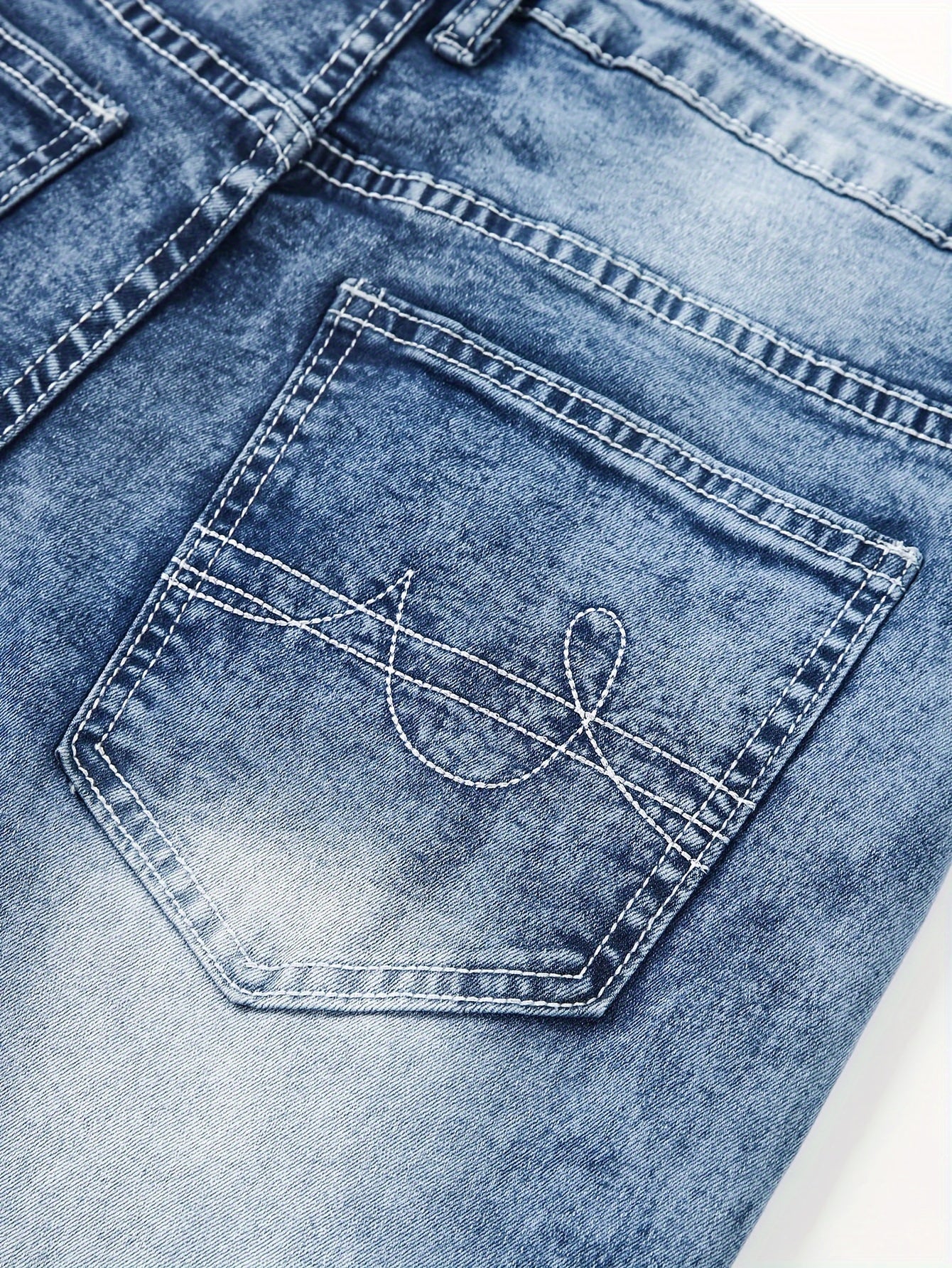 Baggy Herrejeans Med Bleg Vask Og Synlige Sømme | Streetwear