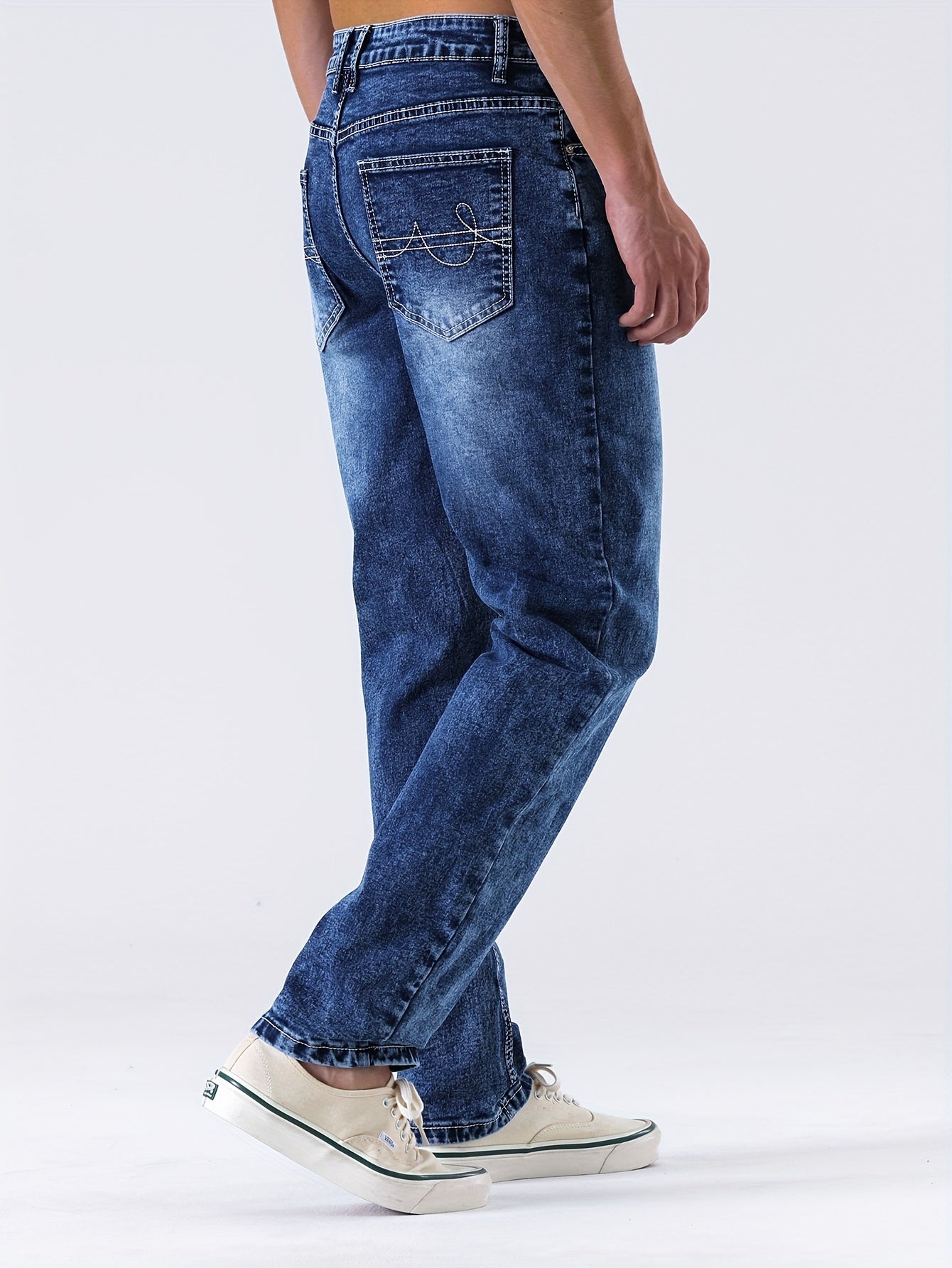 Baggy Herrejeans Med Bleg Vask Og Synlige Sømme | Streetwear