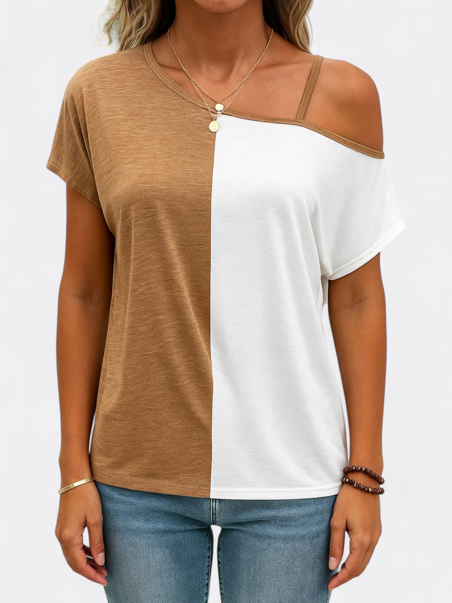 Cerys | Kvinders Asymmetrisk Farveblok T-shirt | Sommer