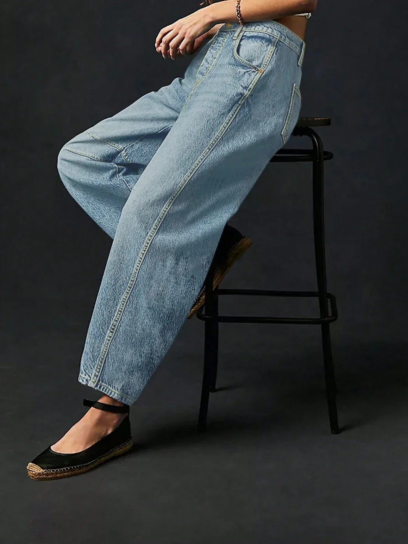Dame Baggy Jeans Med Paneldetaljer | Letvasket Stil