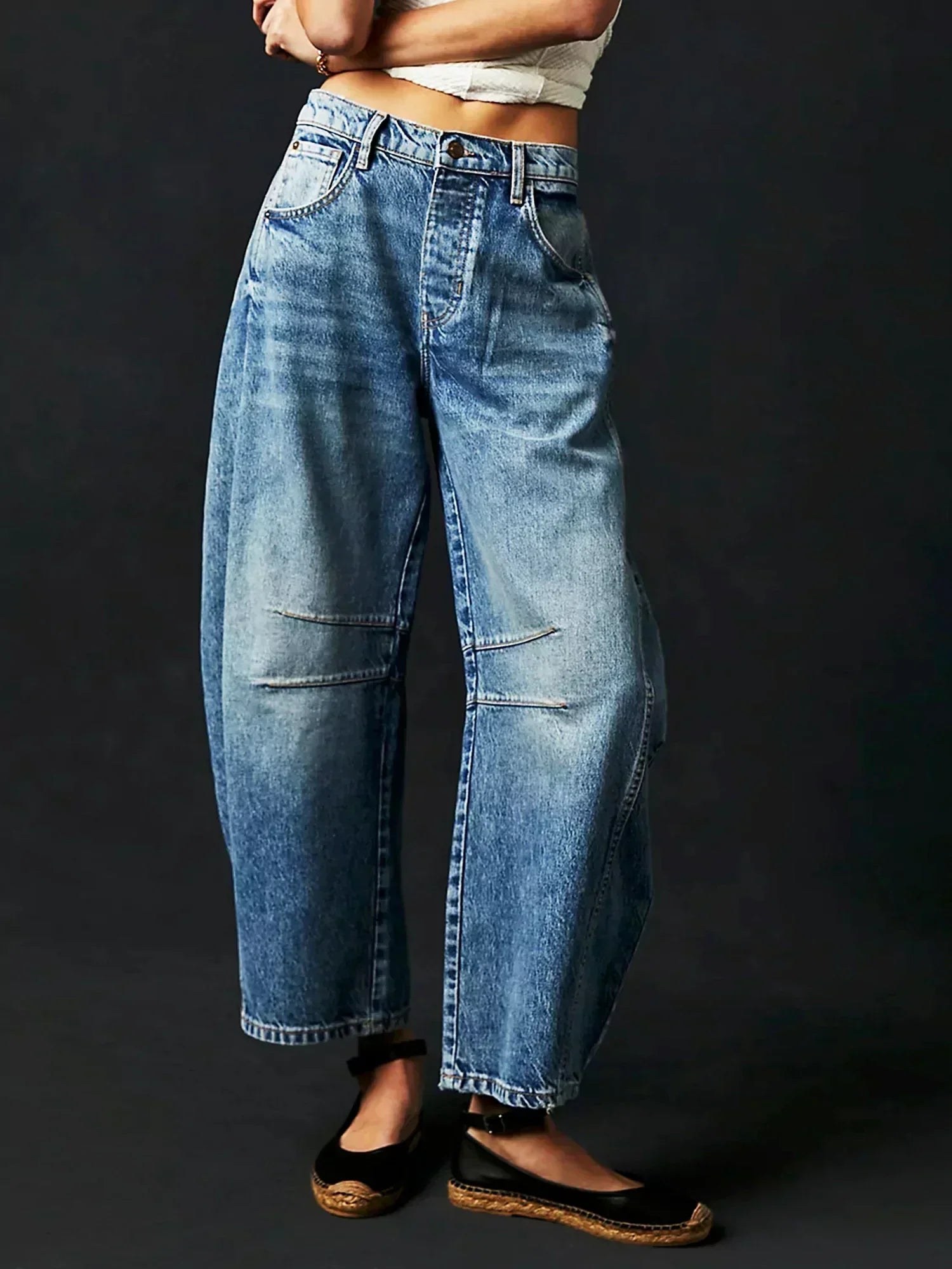 Dame Baggy Jeans Med Vidde Og Stærke Nuancer | Unik Stil