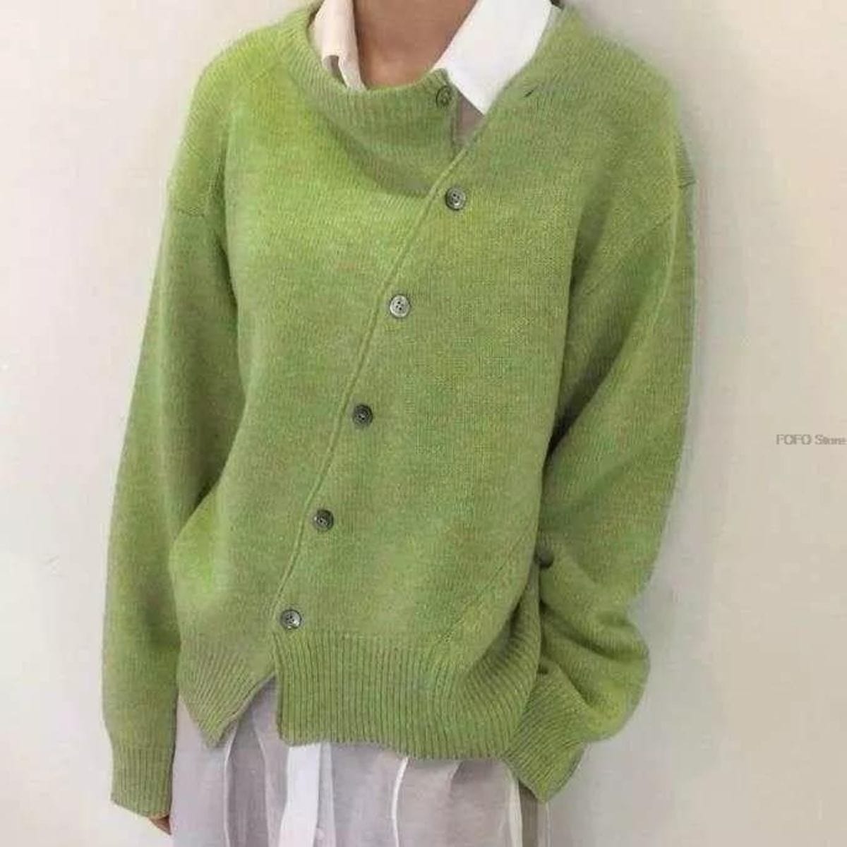 Dame Cardigan Med Skrå Knapper | Ribstruktur
