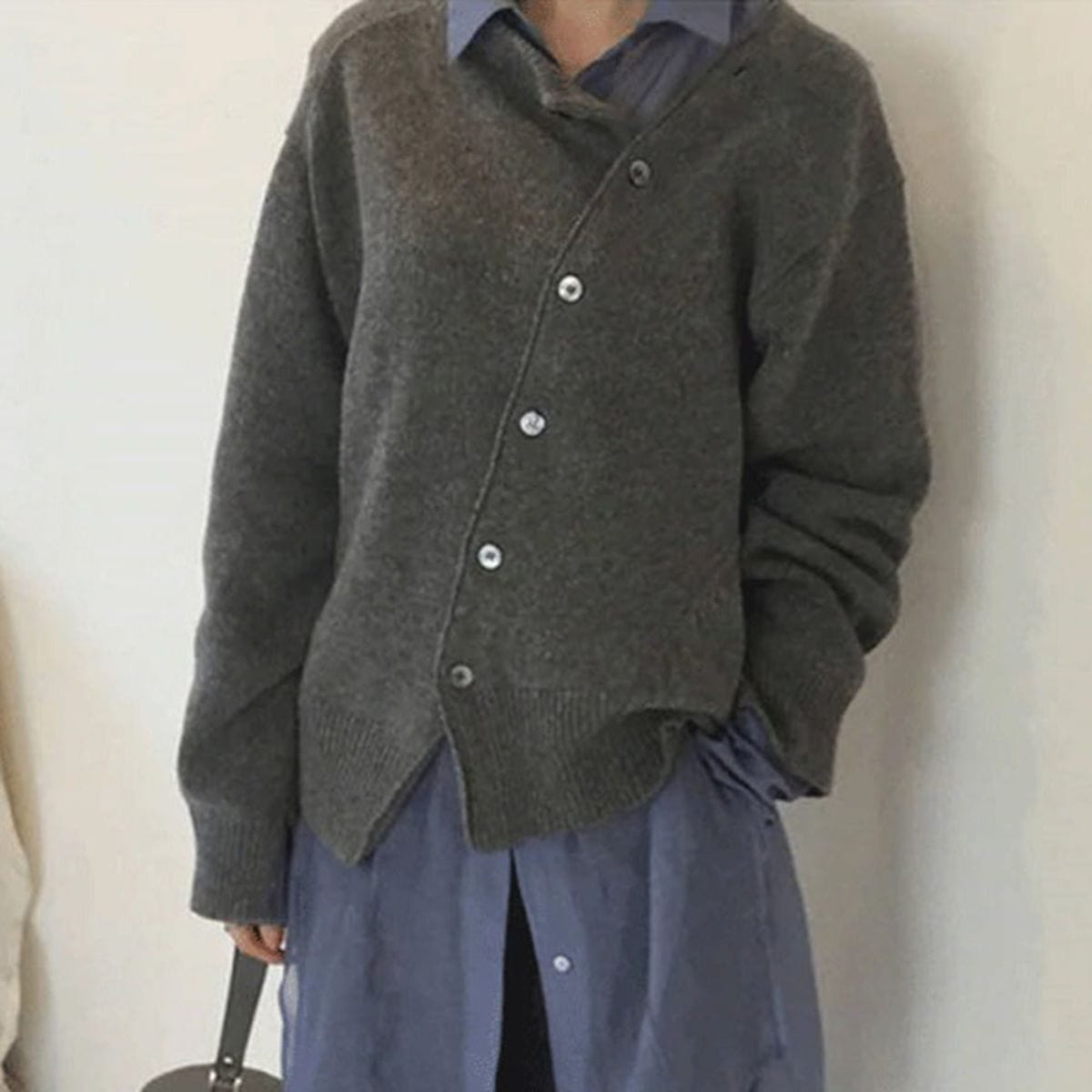 Dame Cardigan Med Skrå Knapper | Ribstruktur