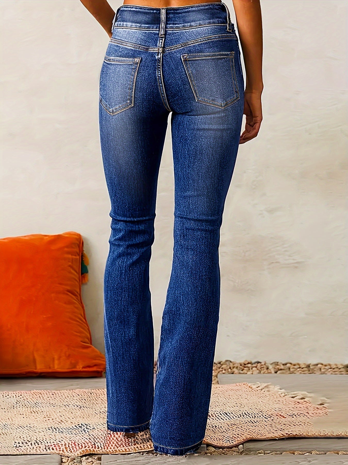 Dame Jeans Med Høj Talje Og Flared Ben | Retroinspireret
