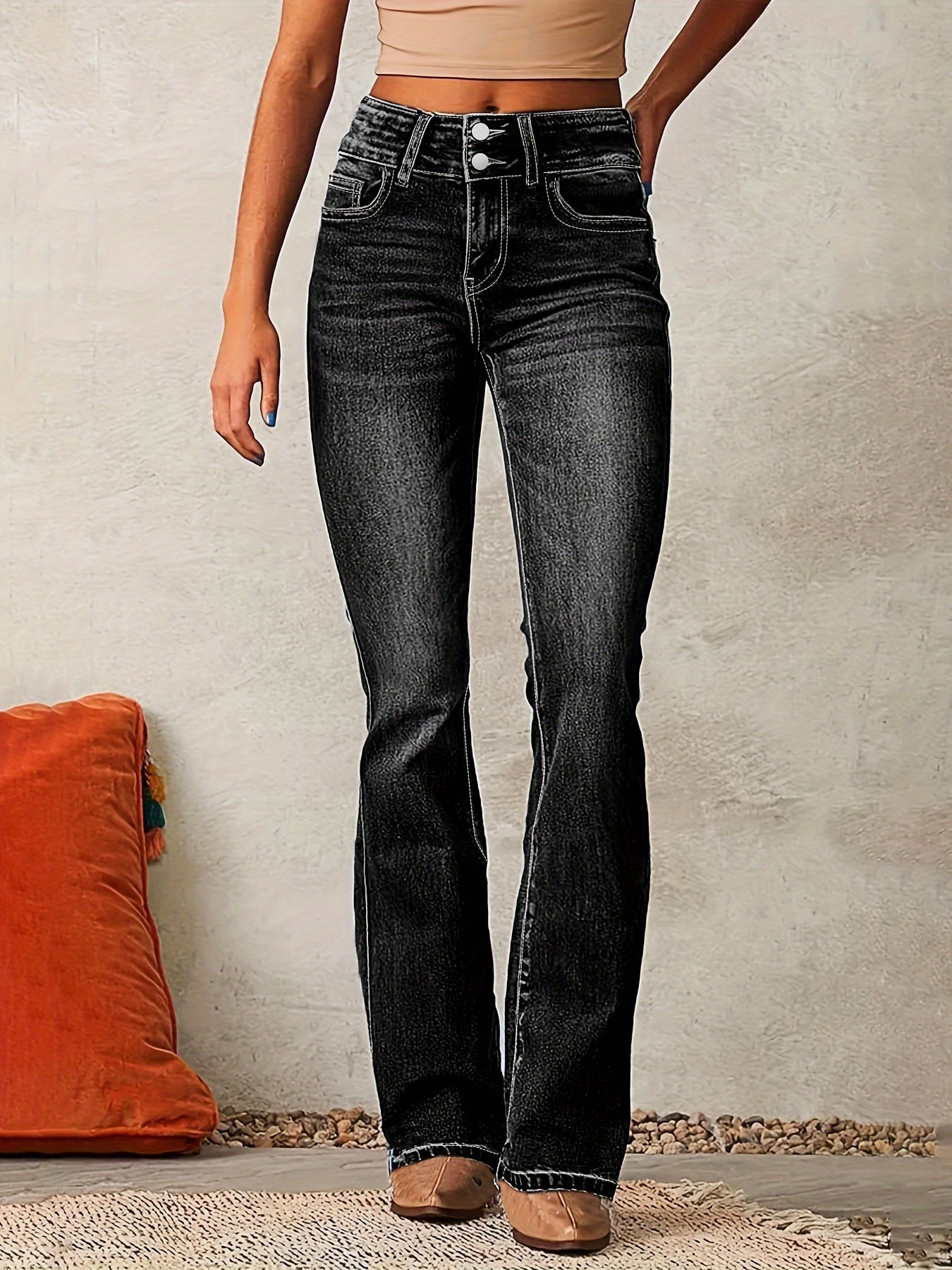 Dame Jeans Med Høj Talje Og Flared Ben | Retroinspireret