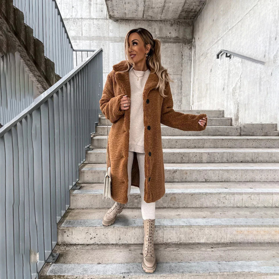 Dame Lang Frakke | Teddylook med Knapper
