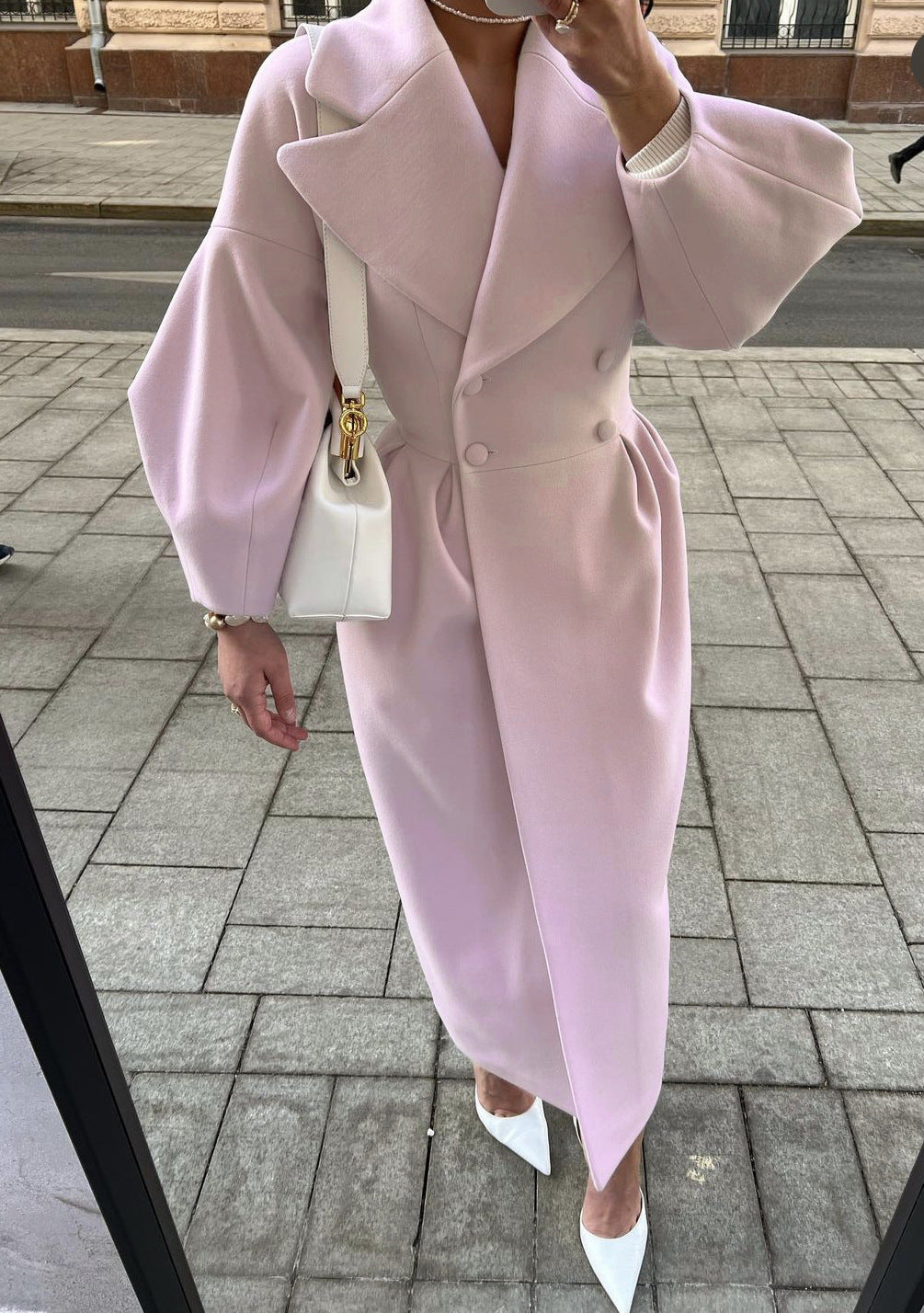 Dame Lang Trenchcoat Med Dobbeltknap & Vide Ærmer