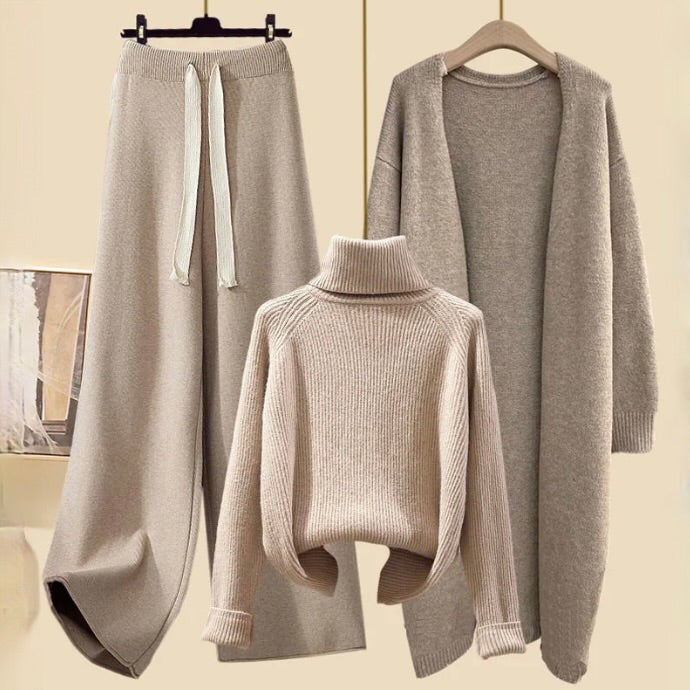 Dame Tredelte Sæt Med Rullekrave | Elegant