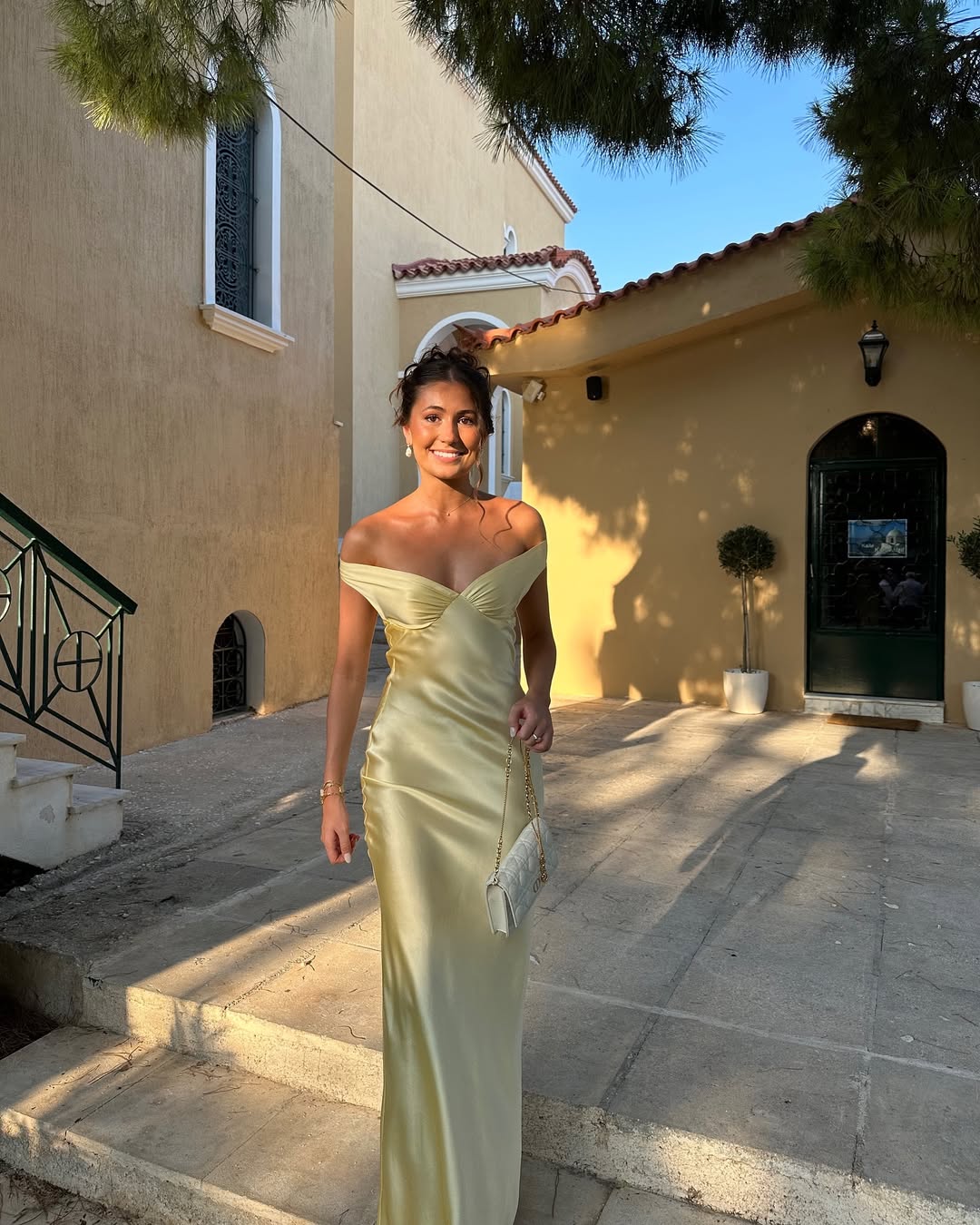 Isadora | Dame Elegant Off-Shoulder Satin Cocktailkjole